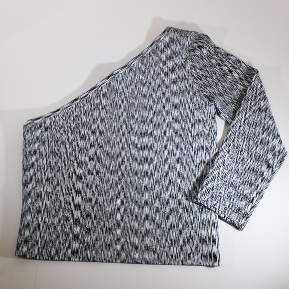 GUESS One Shoulder Top 3/4 Longsleeve Black White Marled Stretchy NWOT S - Picture 10 of 11
